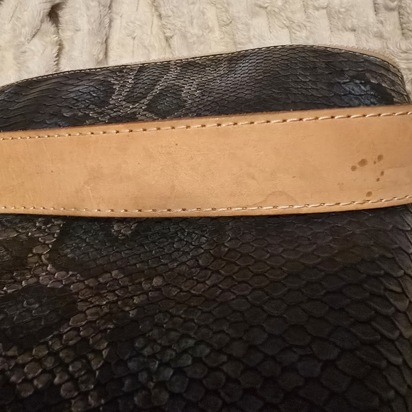 CONSUELA Rattler Hobo Tote Handbag With New Guitar Strap. - Picture 11 of 12